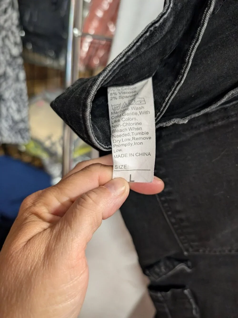Lady's Black Cargo Pants Size L - 25% Off When You Bundle 5+ Items!